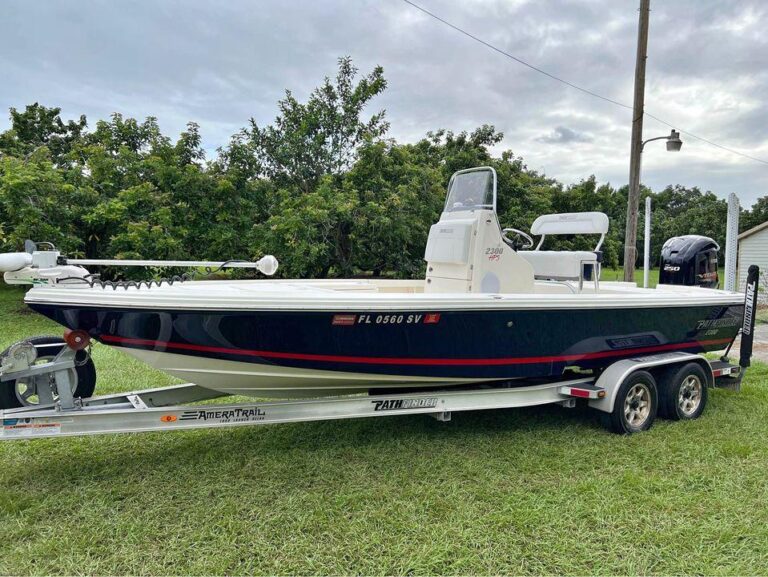 23 ft 2021 Pathfinder 2300 HPS