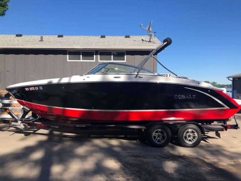 26 ft 2019 Cobalt R5