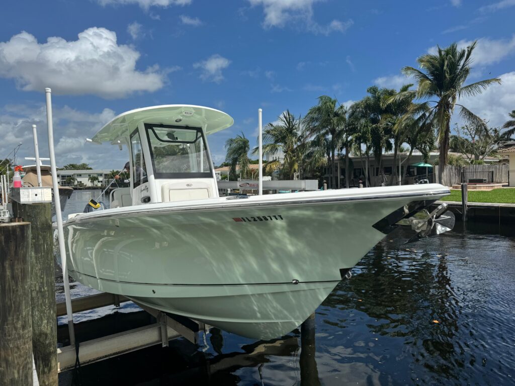 27 ft 2022 Sea Hunt 27 Gamefish