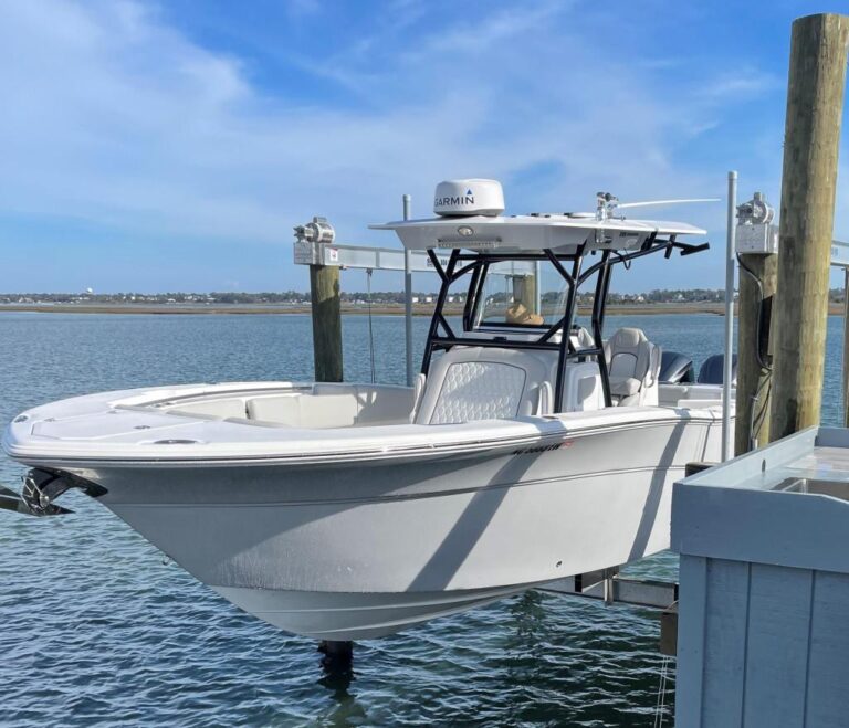 28 ft 2021 Sea Fox 288 Commander