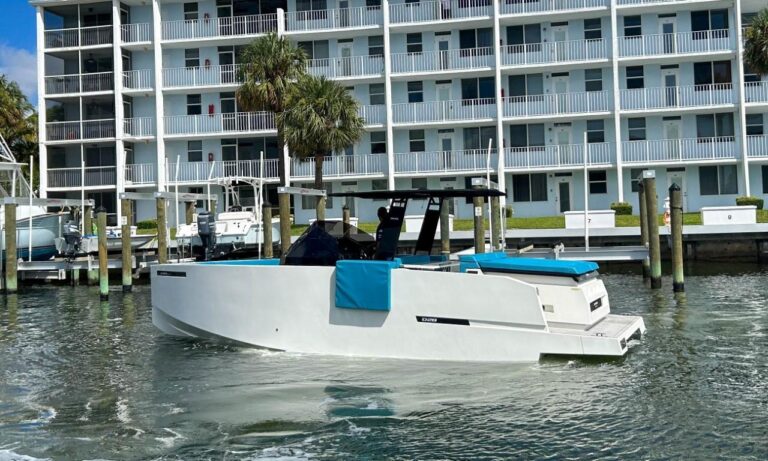 28 ft 2023 De Antonio Yachts D28 Open