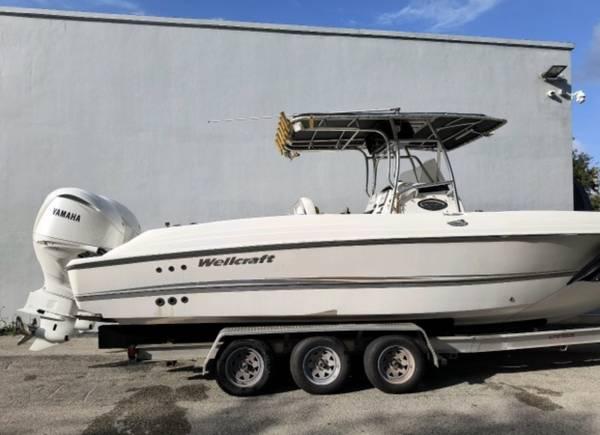 29 ft 2004 Wellcraft 29 CCF