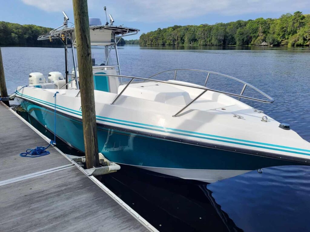 31 ft 1994 Fountain 31 CC