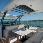 37 ft 2023 Axopar 37 Sun-Top