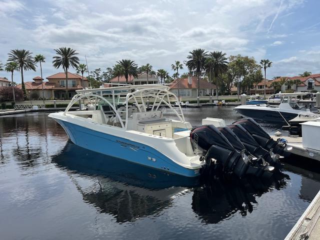 42 ft 2013 Hydra-Sports 4200 CC